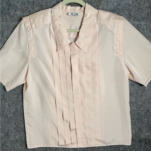 Vintage Nilani Blouse Top Women's Size 10 Peach 100% Polyester Pleated Collared - Picture 1 of 7